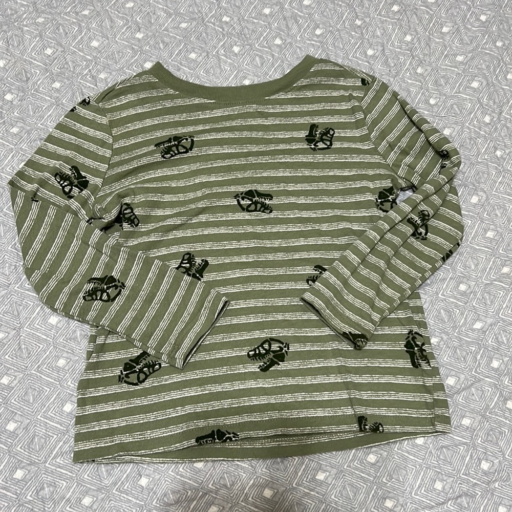 Green striped longsleeve Dino head fossil t shirt